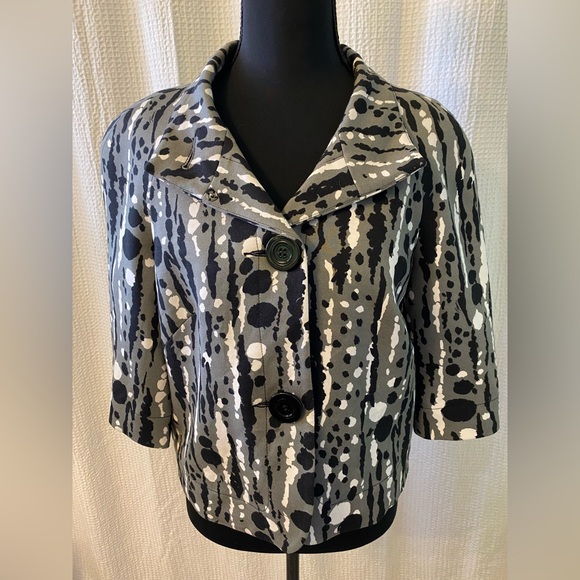 Trina Turk Elegant Gray Jacket - Picture 3 of 10